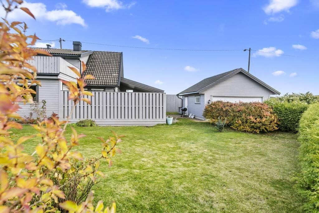 Hyggelig Enebolig Pa Notteroy, Rett Ved Golfbane Villa Exterior photo