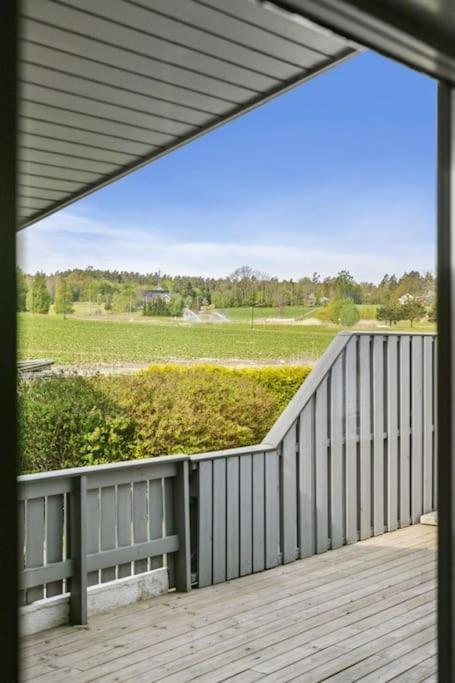 Hyggelig Enebolig Pa Notteroy, Rett Ved Golfbane Villa Exterior photo